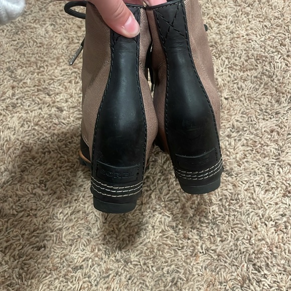 Sorel Joan Wedge Booties - Picture 3 of 8